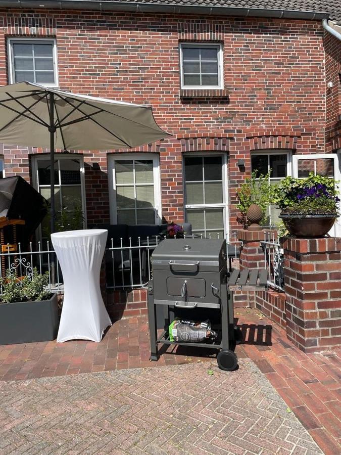 Burghaus 4 Apartment Greetsiel Exterior photo