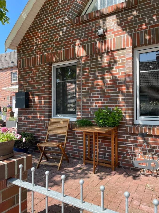 Burghaus 4 Apartment Greetsiel Exterior photo